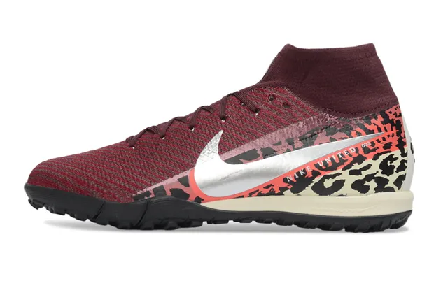 Nike Phantom GT Turf chaussures de football bordeaux avec imprimé léopard pour pelouse 8