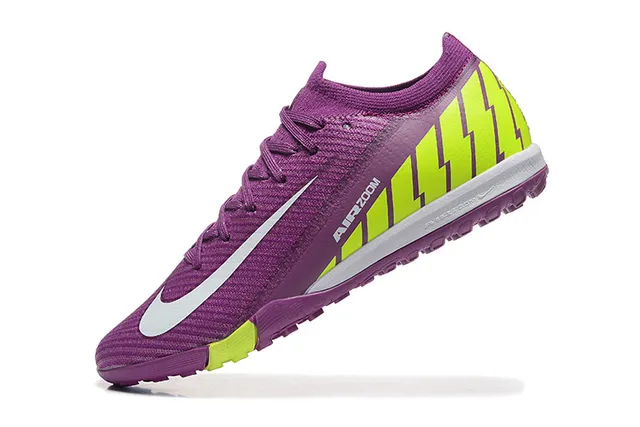 Nike Phantom GT Turf Purple and Neon Yellow Turf chaussures de football 5