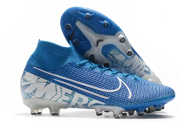 Nike Phantom GT blanc noir coupe haute maille supérieure lacets asymétriques surface ferme chaussures de football 3