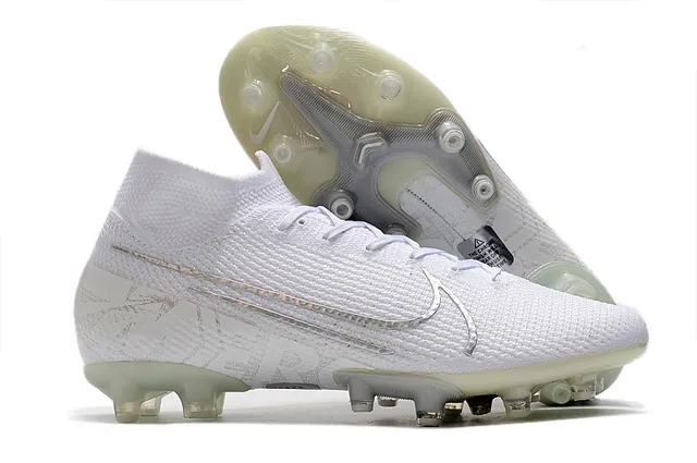 Nike Phantom GT blanc noir coupe haute maille supérieure lacets asymétriques surface ferme chaussures de football 10