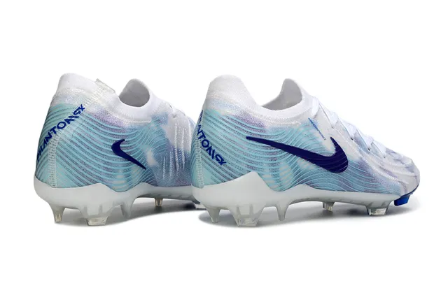 Nike Phantom GT White Blue Knit Upper Wave-Patterned Overlay Firm-Ground Soccer Shoes 5