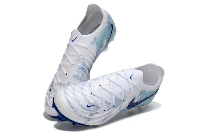 Nike Phantom GT White Blue Knit Upper Wave-Patterned Overlay Firm-Ground Soccer Shoes 7