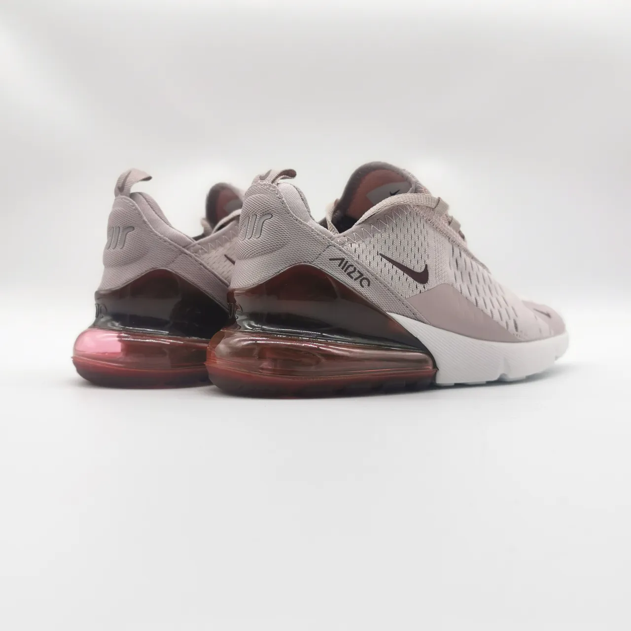 Nike Pink Beige Engineered Mesh Upper Visible Air 270 Unit Lifestyle Sneakers 3