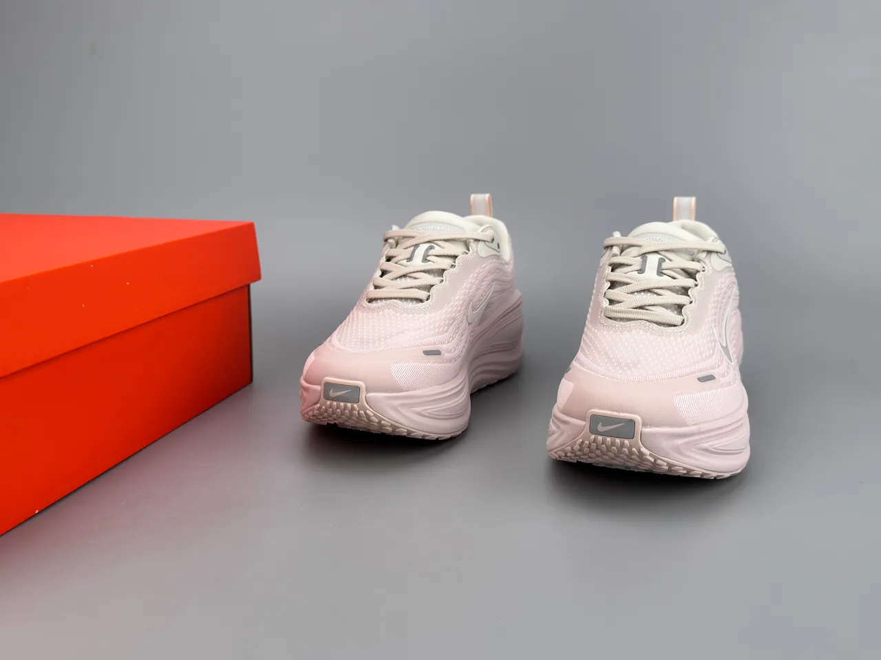 Nike Tênis Running Upper Knit Engineered Rosa Cinza Solado Médio Esculpido Ondulado 8
