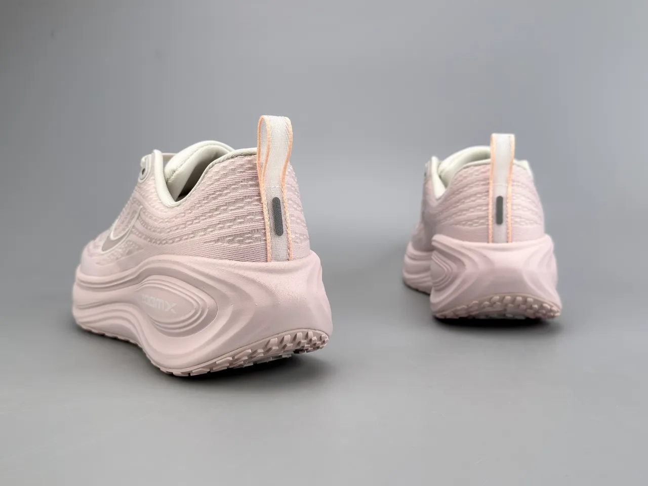 Nike Tênis Running Upper Knit Engineered Rosa Cinza Solado Médio Esculpido Ondulado 9