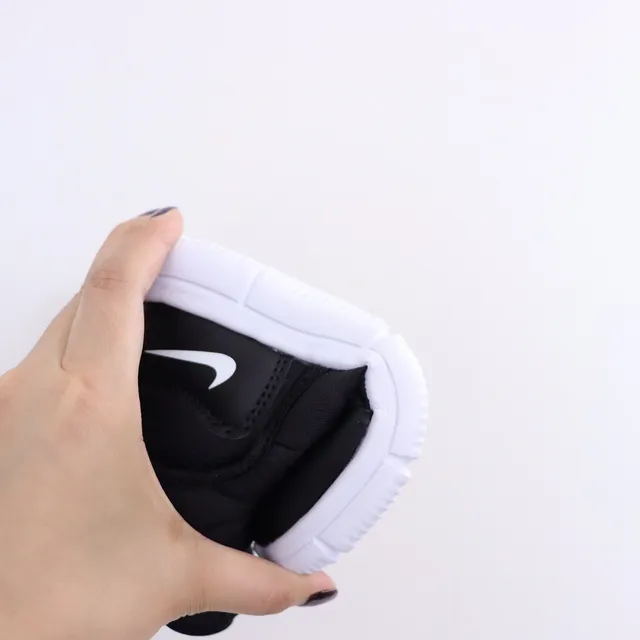 Nike Bottes de neige isolées rose et vert à col rembourré haute 10