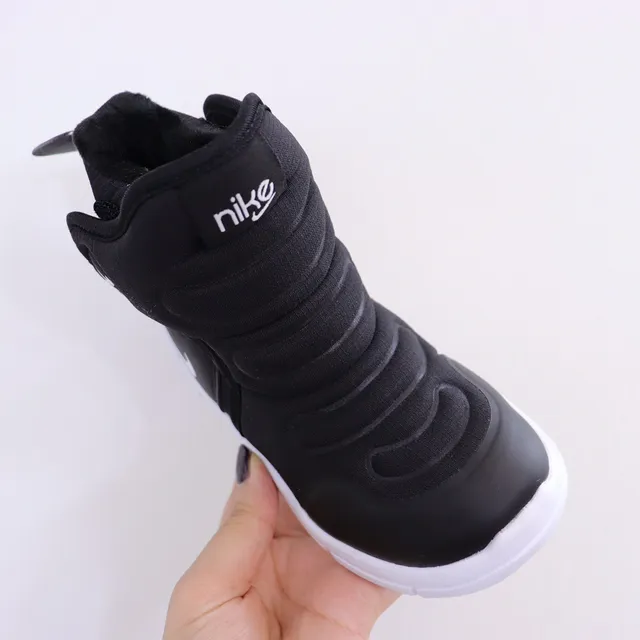 Nike Bottes de neige isolées rose et vert à col rembourré haute 11