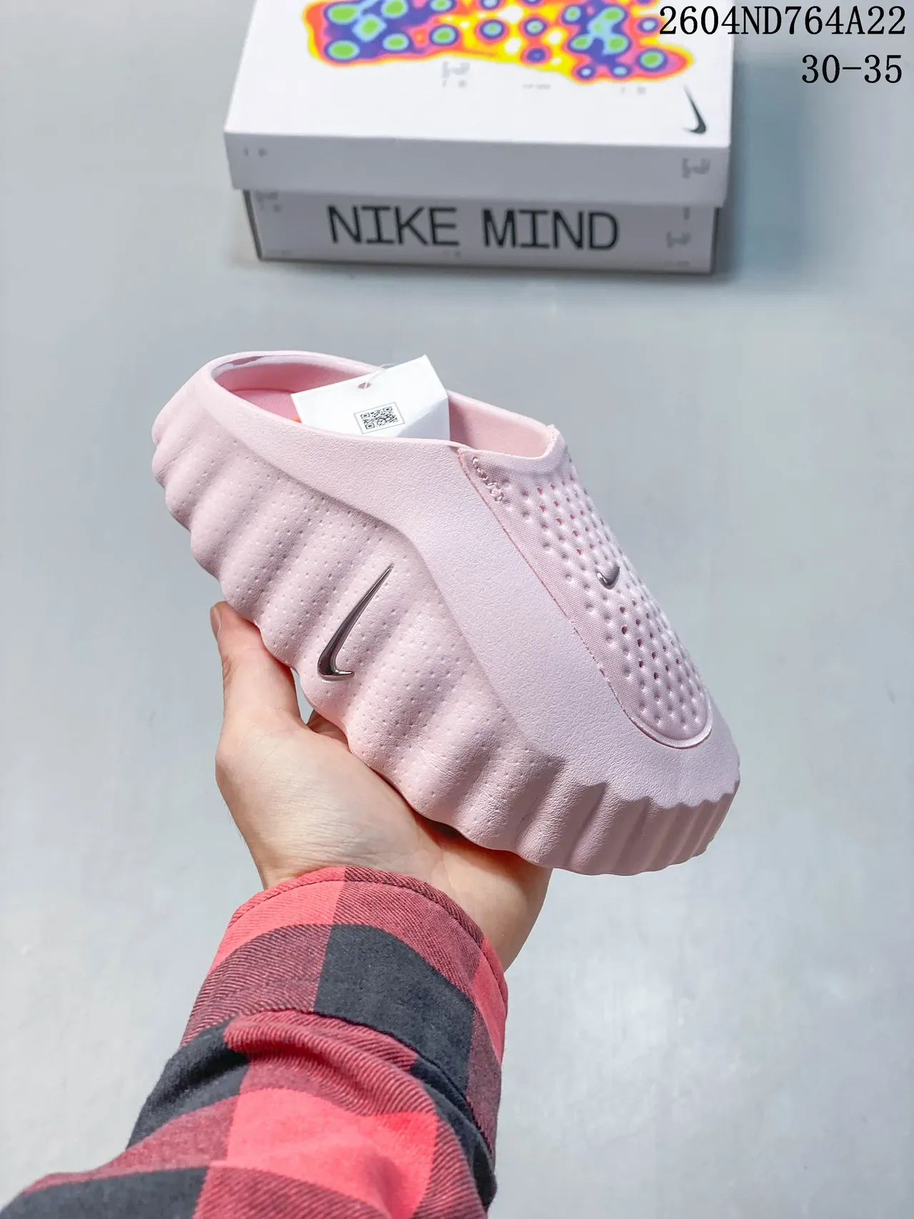 Nike Pink Orange Laceless Slip-On Molded Perforated Upper Sneakers 17