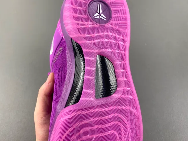 Nike Violet Blanc Tige Tricot Silhouette Basse Chaussures de Basketball 10