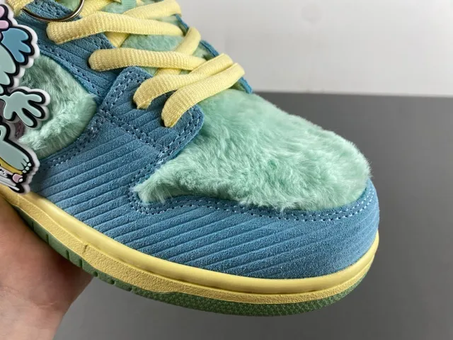 Nike SB Dunk Low velours côtelé fausse fourrure patch cartoon chaussures de skateboard 2