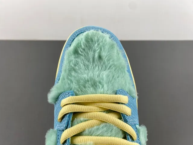 Nike SB Dunk Low velours côtelé fausse fourrure patch cartoon chaussures de skateboard 6