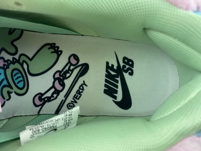 Nike SB Dunk Low velours côtelé fausse fourrure patch cartoon chaussures de skateboard 9