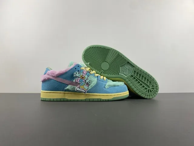 Nike SB Dunk Low velours côtelé fausse fourrure patch cartoon chaussures de skateboard 13