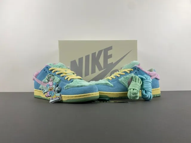 Nike SB Dunk Low velours côtelé fausse fourrure patch cartoon chaussures de skateboard 14