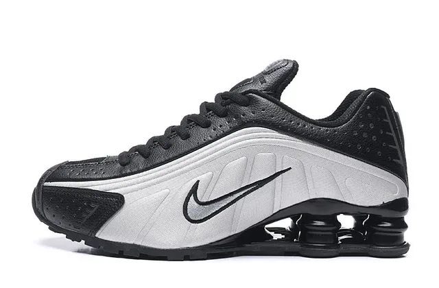 Nike Shox NZ Black Silver Lifestyle Sneakers 2