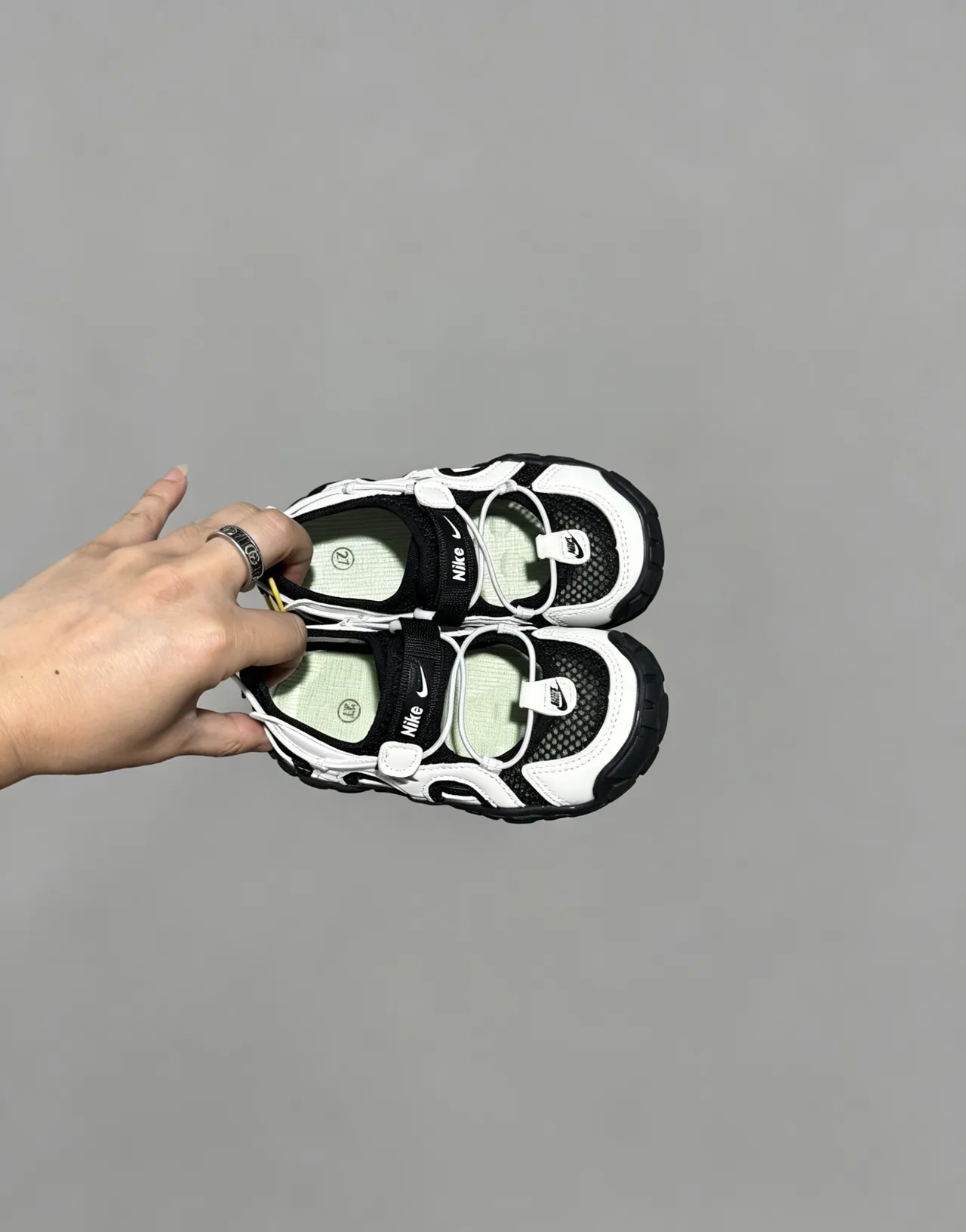 Nike Sandales Argent Bleu Ouvertes à l'Avant-Pied avec Overlay Malla et Synthétique Casual 19