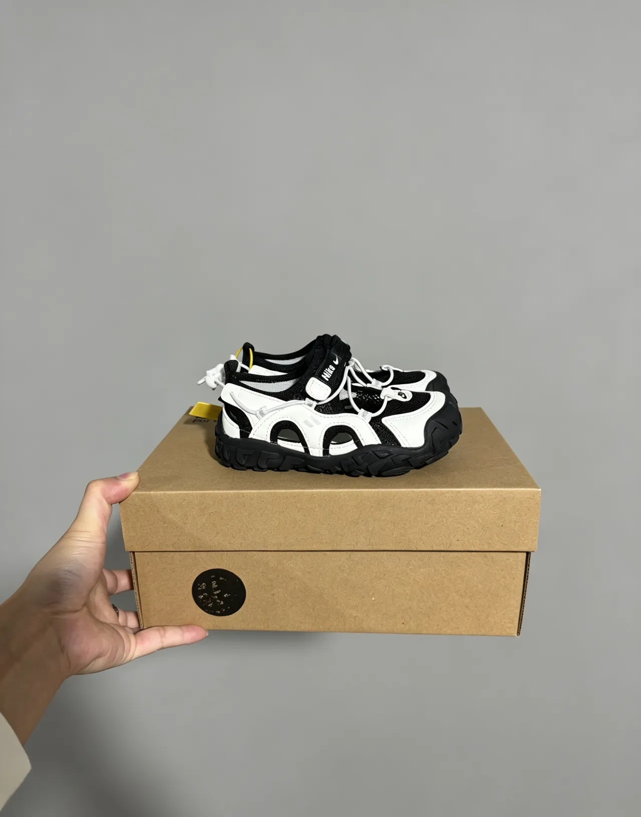 Nike Sandales Argent Bleu Ouvertes à l'Avant-Pied avec Overlay Malla et Synthétique Casual 21