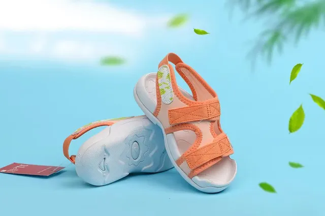 Nike Sunray Adjust Pink Orange Adjustable Strap Molded Sole Casual Sandals 8