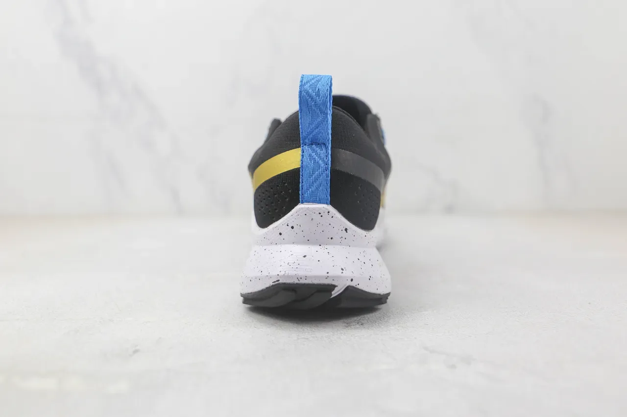 Nike Trail Noir Jaune Tige Maille Perforée Semelle Intermédiaire Blanche Tachetée Chaussures de Running 9