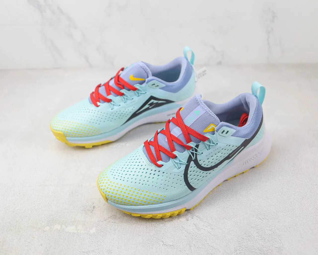 Nike Trail Azul Amarillo Transpirable Malla Ingenierizada Multi-Direccional Suela con Tacones Corrugados Zapatos de Running 4