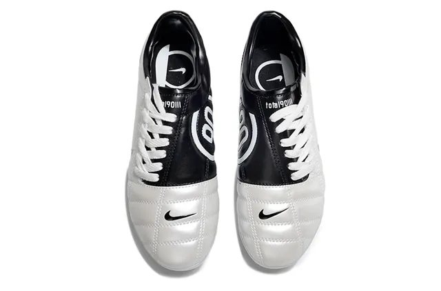 Nike White Black Quilted Leather Upper Low-Cut Ankle Firm-Ground Soccer Shoes 2