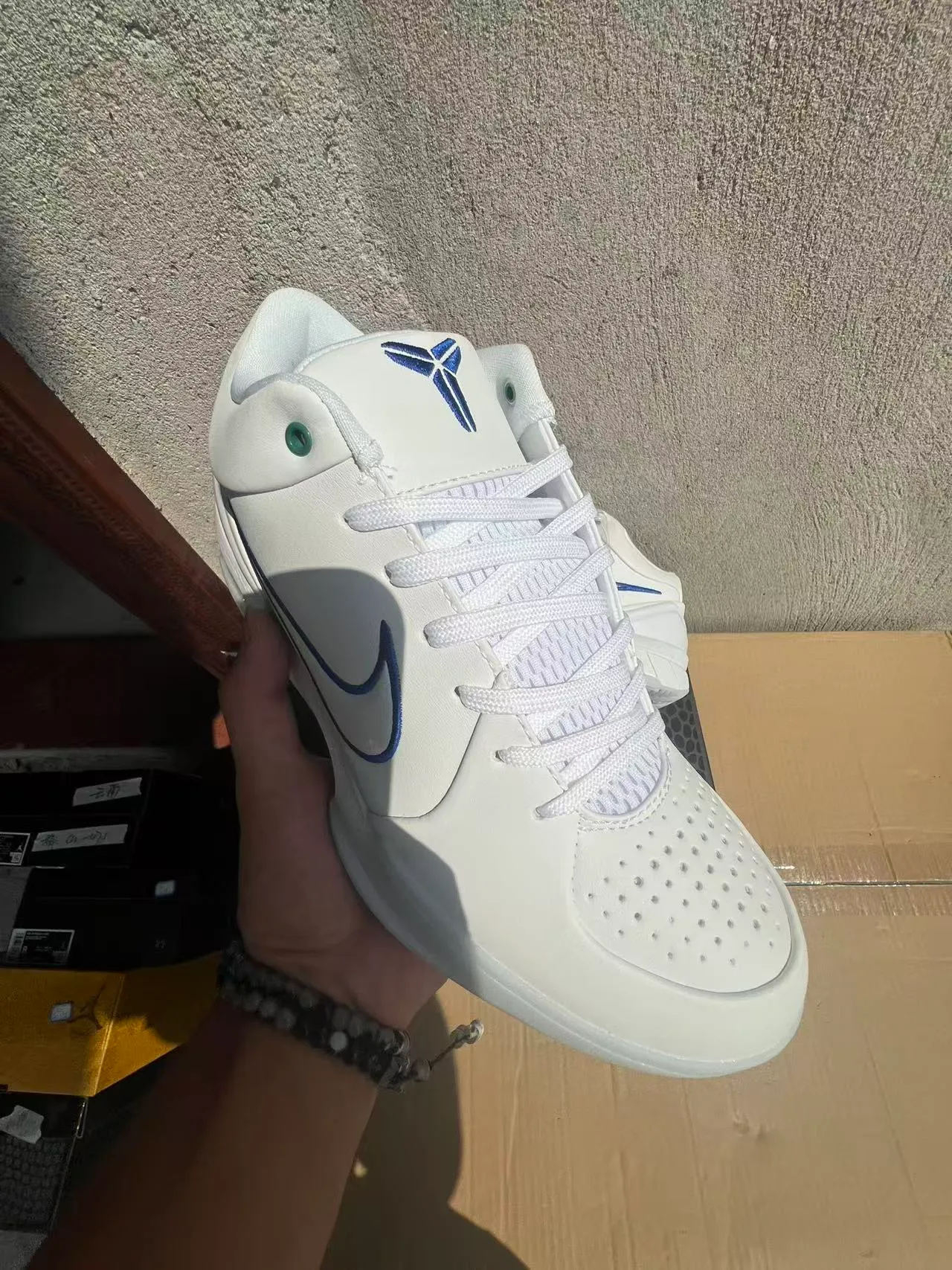 Nike White Blue High-Top Leather/synthetic Upper Basketball Shoes 2