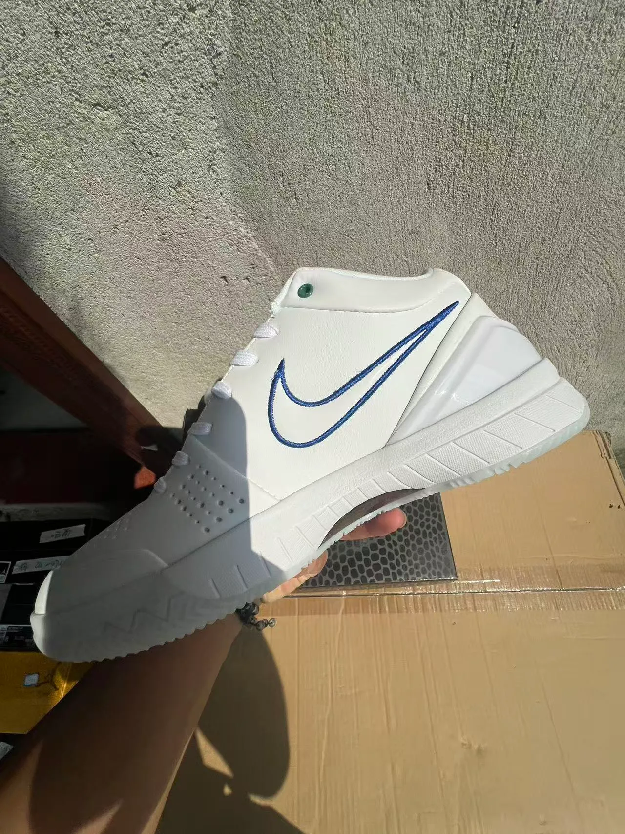 Nike White Blue High-Top Leather/synthetic Upper Basketball Shoes 5