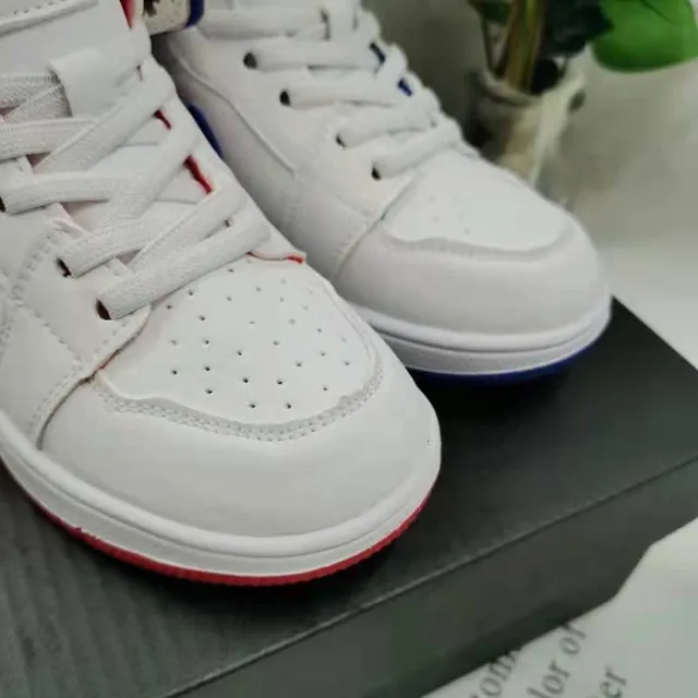 Nike White Blue High-Top Leather Upper Basketball Shoes 4