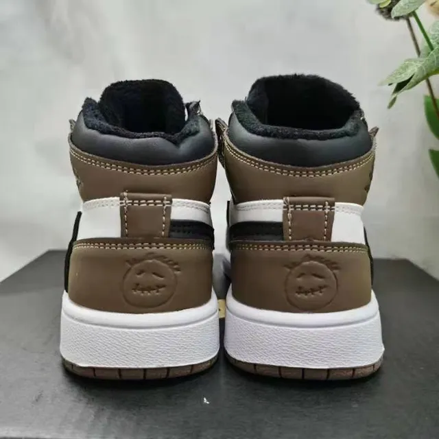 Nike White Blue High-Top Leather Upper Basketball Shoes 14