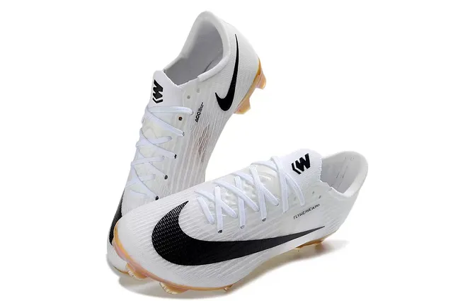 Nike White Gold Flyweave Upper Iridescent Soleplate Firm-Ground Soccer Shoes 2