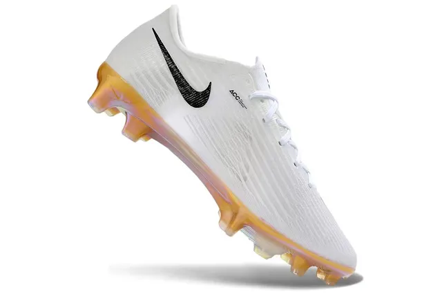 Nike White Gold Flyweave Upper Iridescent Soleplate Firm-Ground Soccer Shoes 3