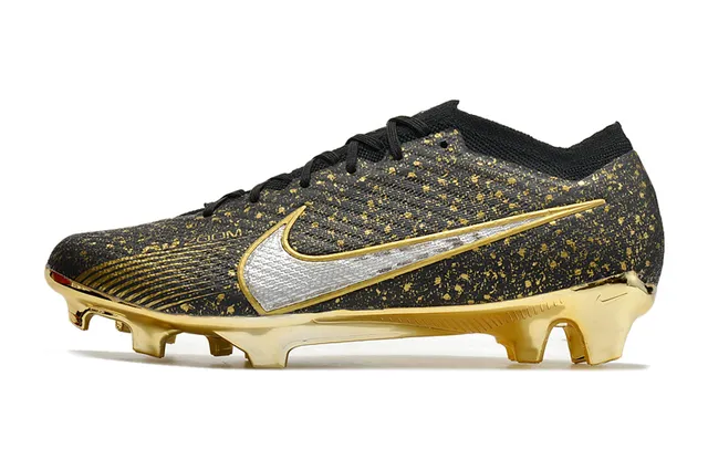 Nike Chaussures de football Blanc Or Bas Fond Tissu Supérieur Plaque Semelle Métallique Sol Ferme 9