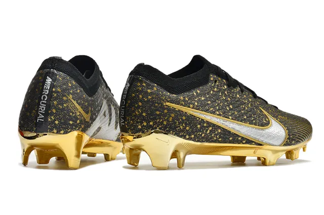 Nike Chaussures de football Blanc Or Bas Fond Tissu Supérieur Plaque Semelle Métallique Sol Ferme 11