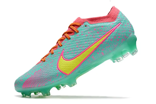 Nike Chaussures de football Blanc Or Bas Fond Tissu Supérieur Plaque Semelle Métallique Sol Ferme 14