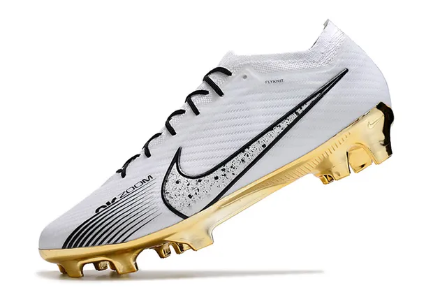 Nike Chaussures de football Blanc Or Bas Fond Tissu Supérieur Plaque Semelle Métallique Sol Ferme 20