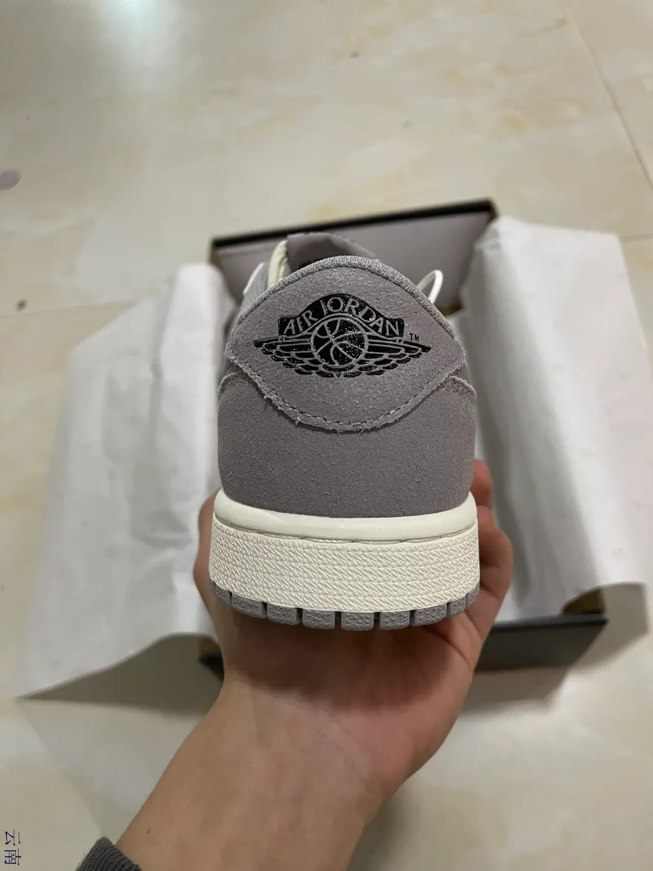 Nike White Gray Low-Top Cupsole Lifestyle Sneakers 6