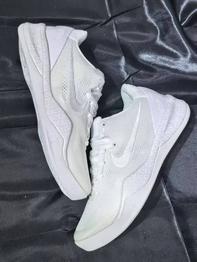 Nike White Knit Low-Top Basketball Shoe 3