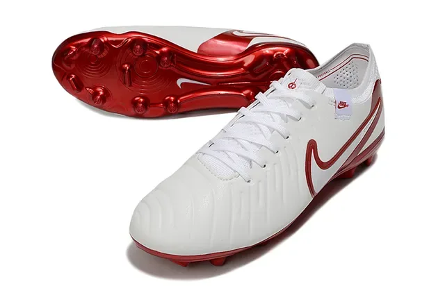 Nike أحذية كرة القدم أبيض أحمر بوتي منخفض بناء لامع معدني أكسنتس أرض صلبة أحذية كرة القدم 9