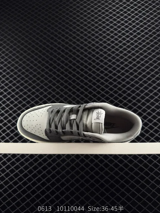 Nike x Stussy Dunk Low Gray Textured Upper Lifestyle Sneakers 5