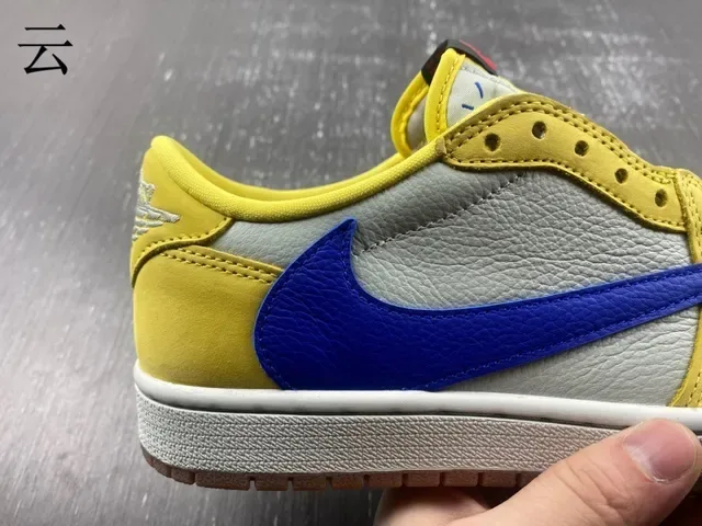 Nike Yellow Blue Low-Top Cupsole Lifestyle Sneakers 9