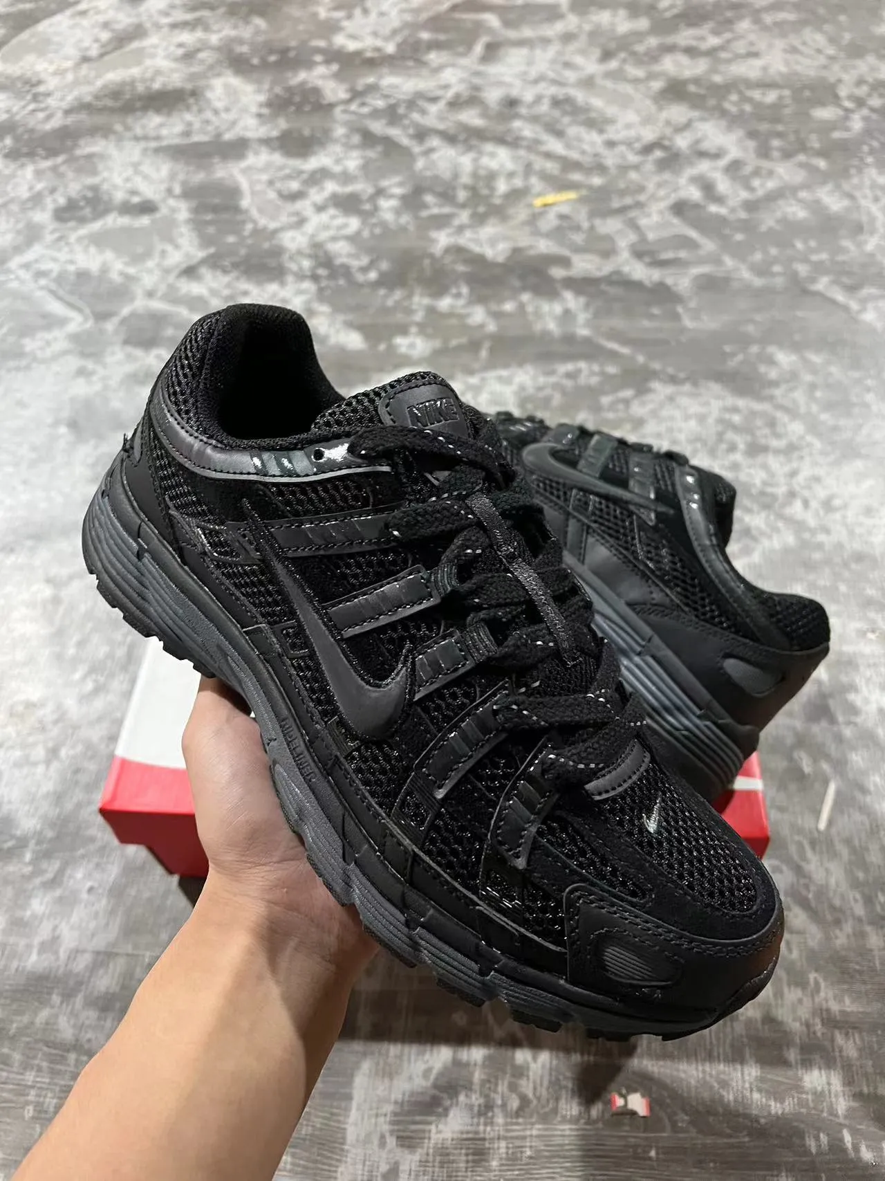 Nike Zoom 2K Black Layered Synthetic Cage Open Mesh Upper Lifestyle Sneakers 2