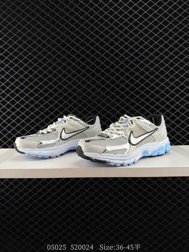 Nike Zoom Vomero 5 Beige Bleu Tige en Maille Cage Géométrique du Talon Chaussures de Course 3