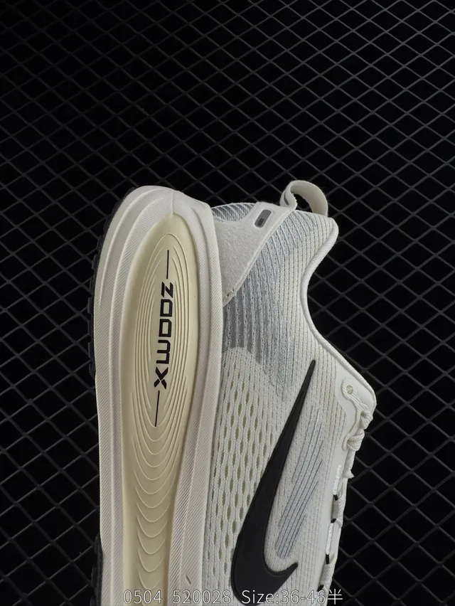 Nike ZoomX Beige Black Engineered Mesh Upper Thick Midsole Running Shoes 5