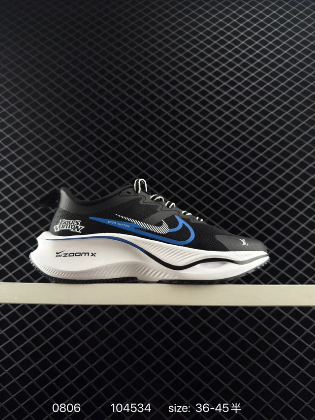 Nike ZoomX Black Blue Mesh Upper Midsole Running Shoes 6