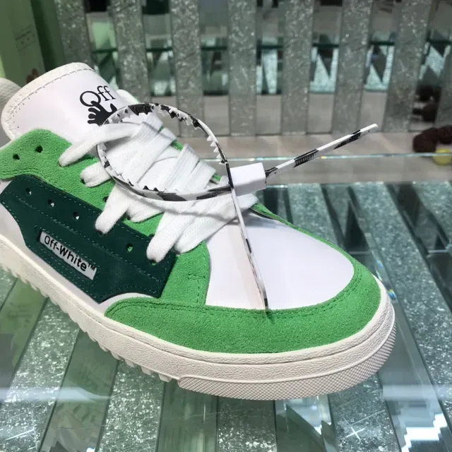 Off-White Vert Low-Top Suede et Synthetic Overlay Lifestyle Sneakers 6