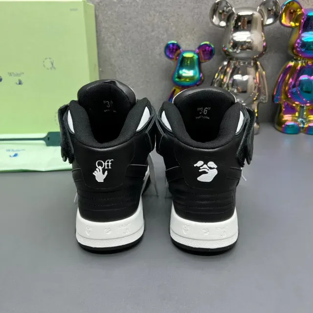 Off-White Industrial Black Baskets Lifestyle Hautes à Sangle 3