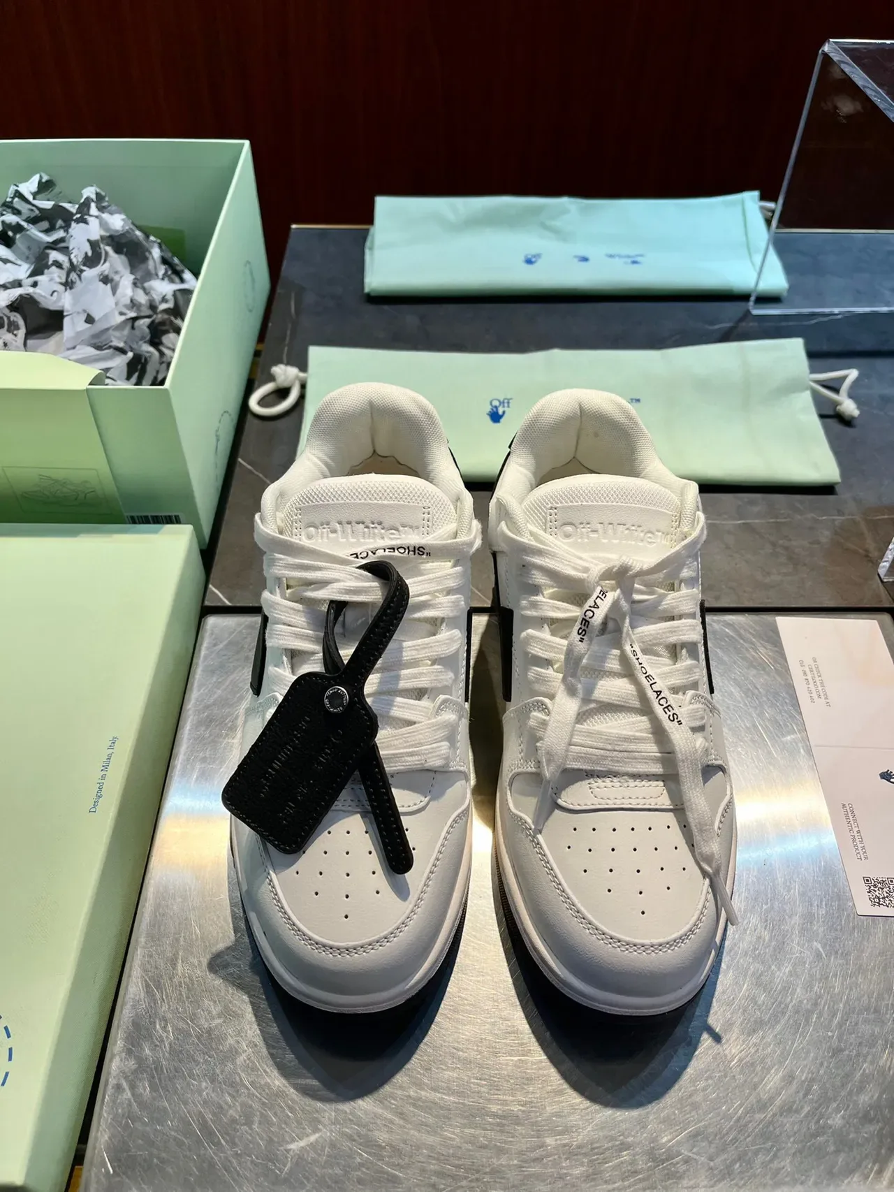 Off-White The Ten Arrow branco e preto lifestyle sneakers 3