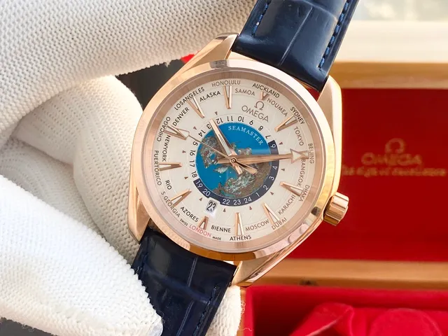 Omega Seamaster Worldtimer Rose Gold White Dial Blue Alligator Strap Mechanical Watch 5