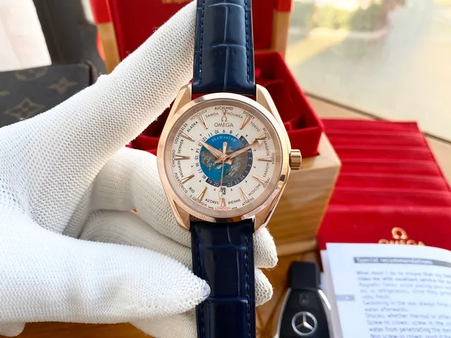 Omega Seamaster Worldtimer Rose Gold White Dial Blue Alligator Strap Mechanical Watch 8