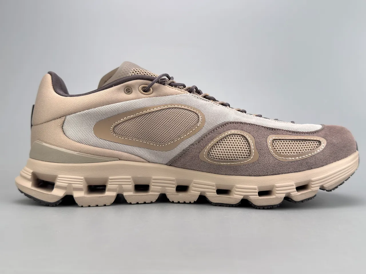 On Beige Brown Open Hexagonal CloudTec Midsole Mesh And Suede Panel Construction Sneakers 11